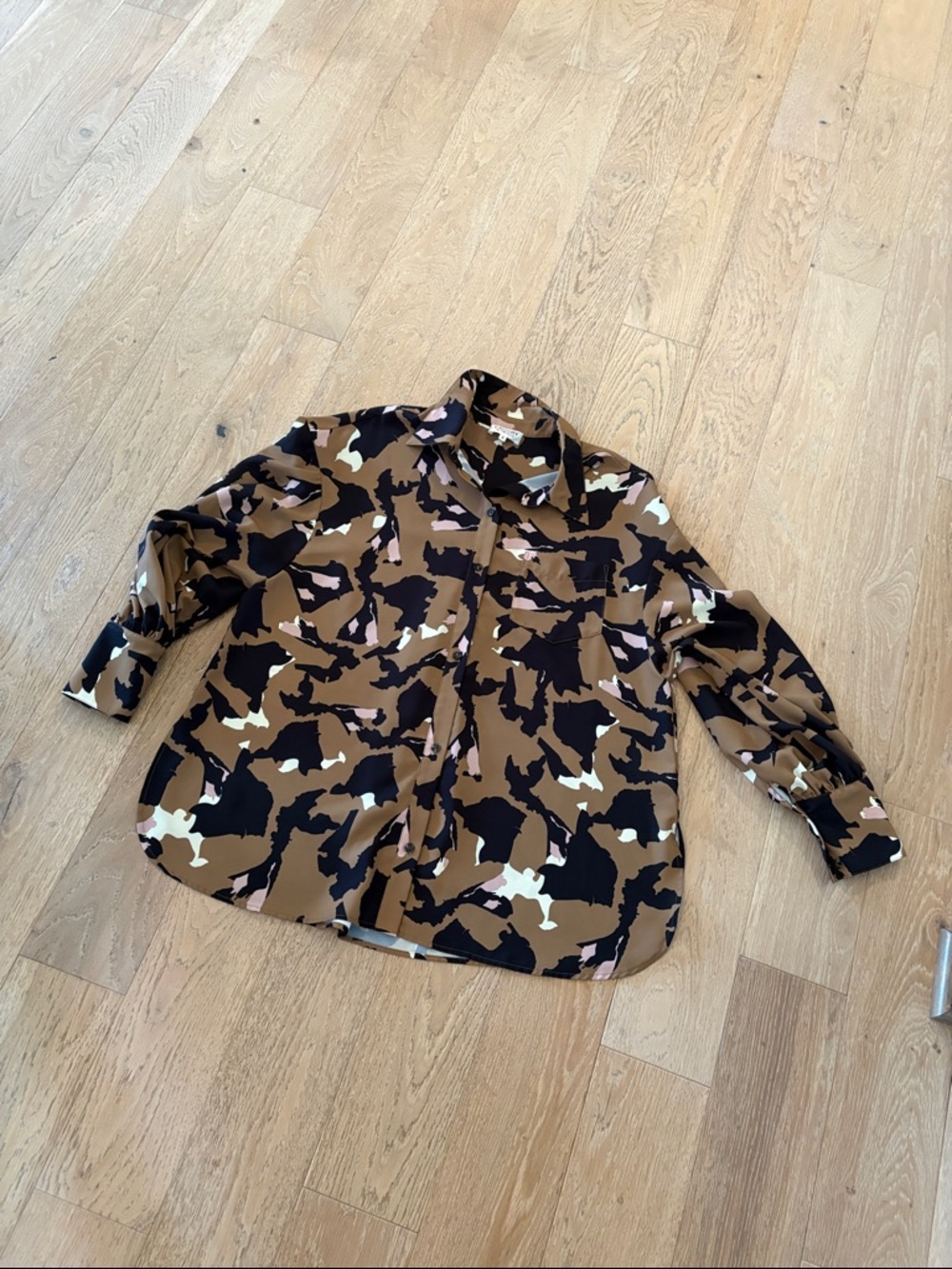 Women’s Brown & Black Patterned Button-Up shirt